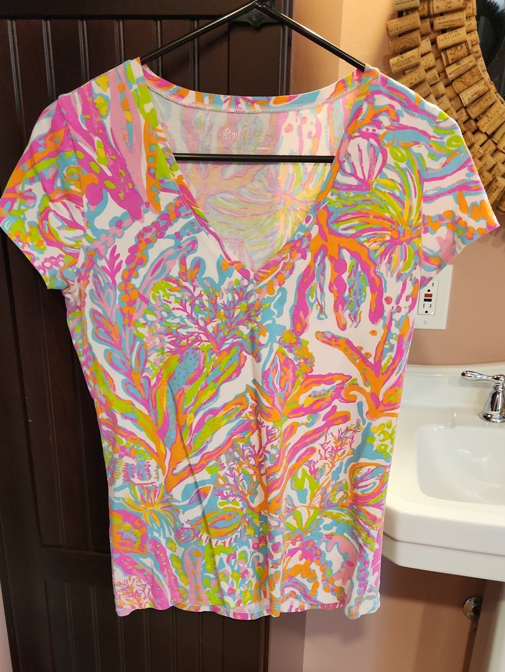 Lilly Pulitzer Pink Multi Floral V-Neck Short Sleeve Tee